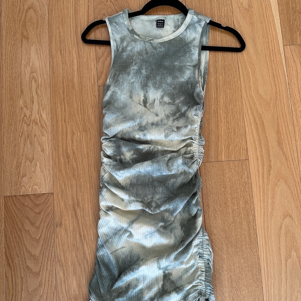 Tie-Dye Sleeveless Ruched Bodycon Dress
